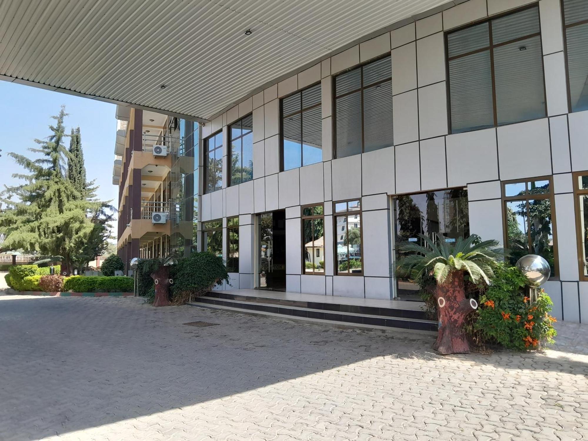 Morena Dodoma Hotel & Apartment Exterior foto