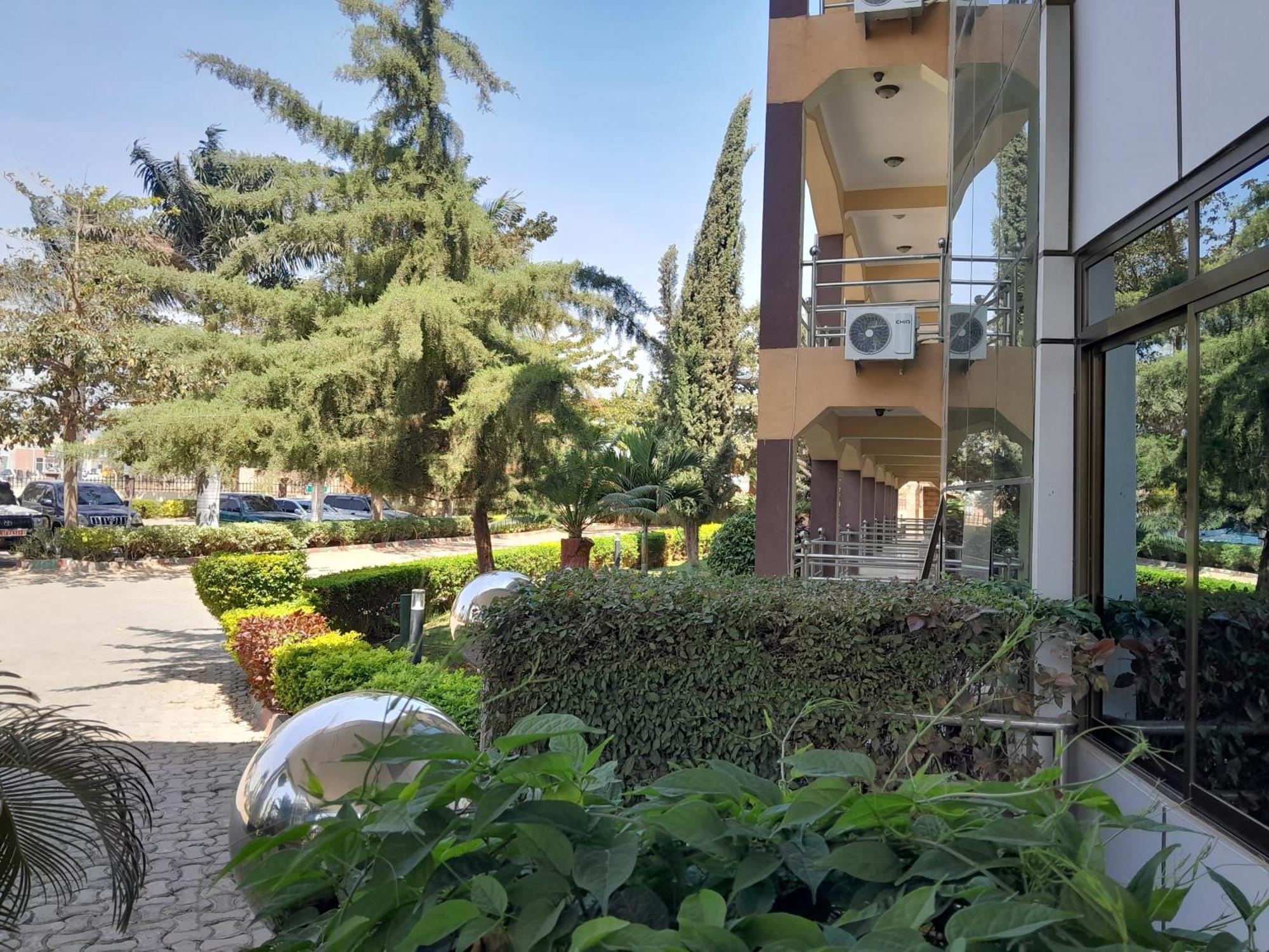 Morena Dodoma Hotel & Apartment Exterior foto